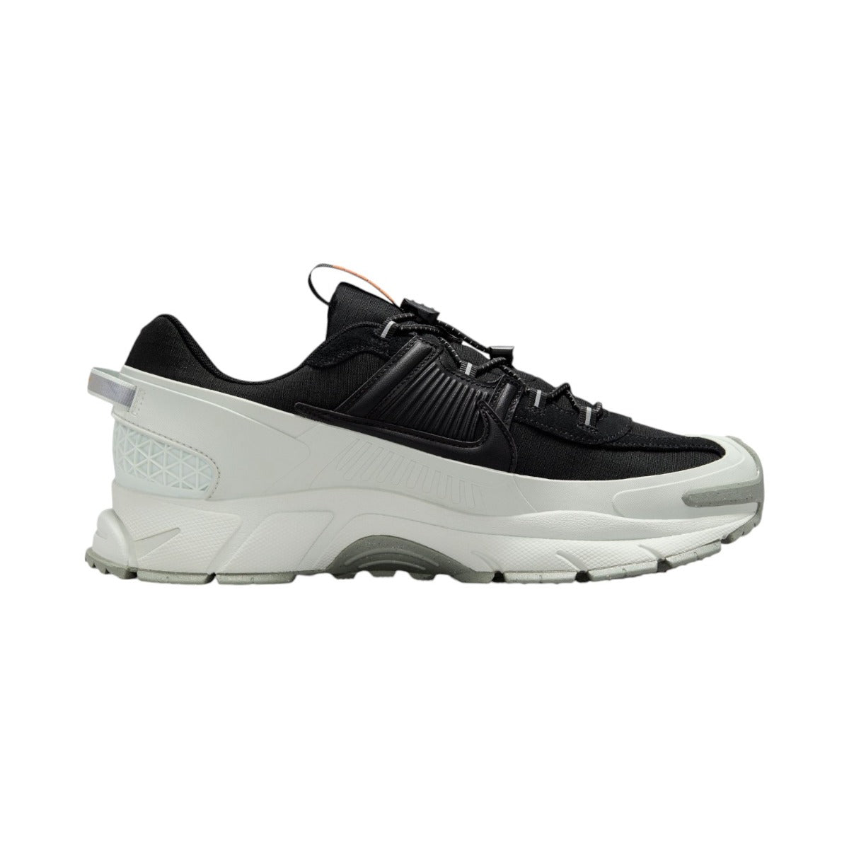 Zoom Vomero 5 Roam Black Light Silver