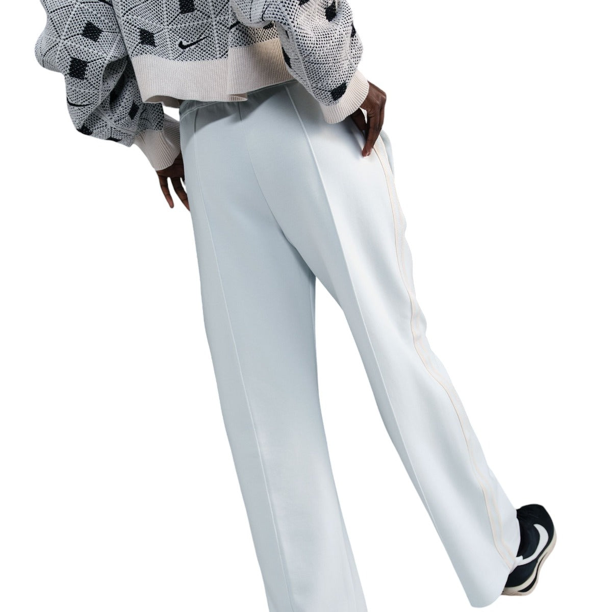 Nao i Osaka Highwaisted Loose Knit Pant