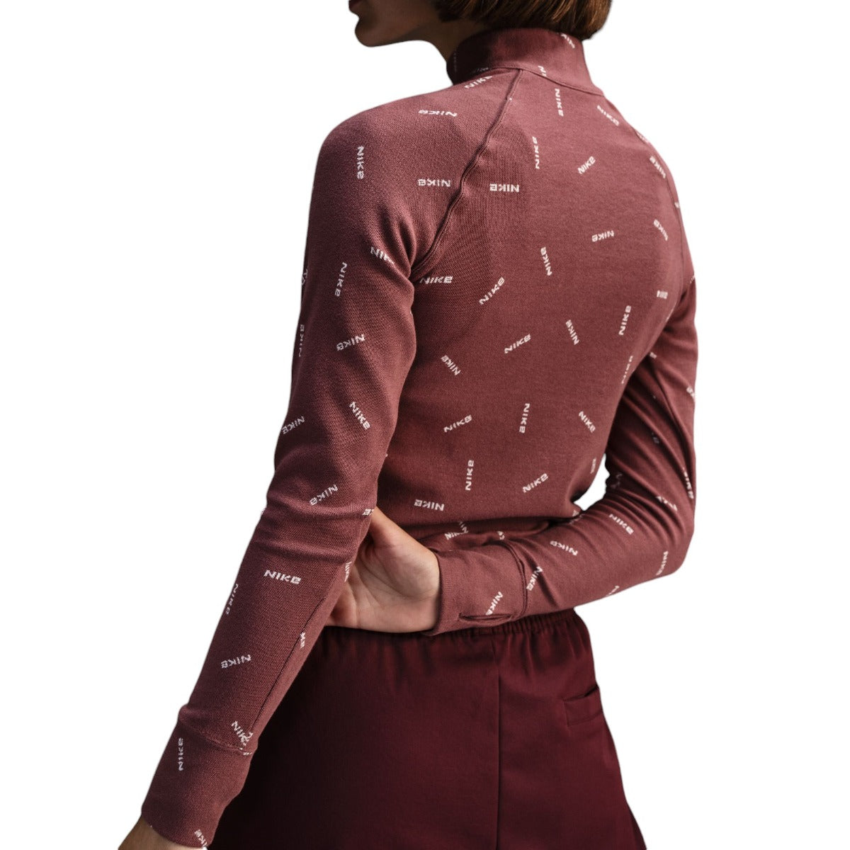 Sportswear Collection Long Sleeve Tshirt