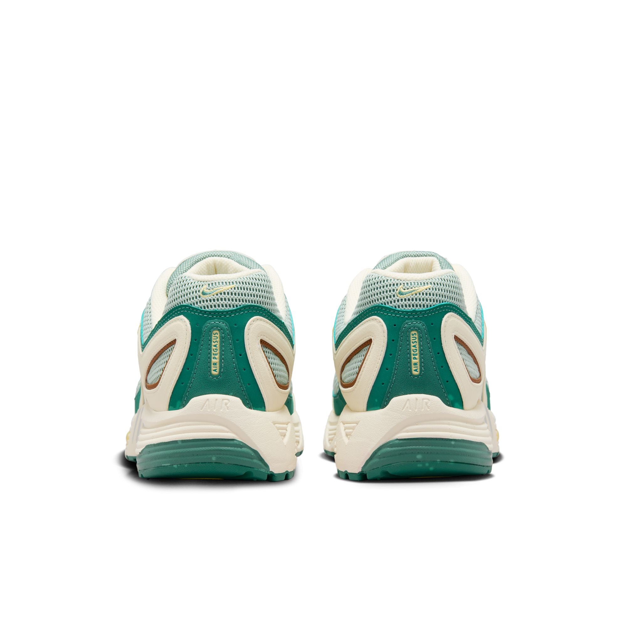 Air Peg 2k5 Coconut Milk Bicoastal Beige   Us