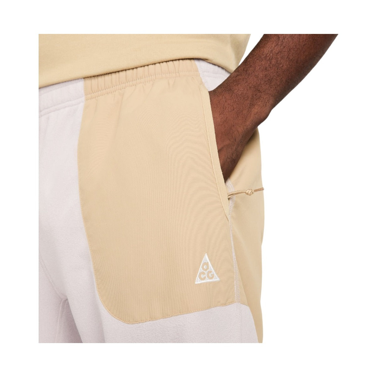 Acg Wo f Tree P us F eece Pants