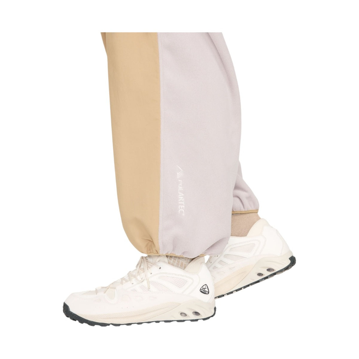 Acg Wo f Tree P us F eece Pants