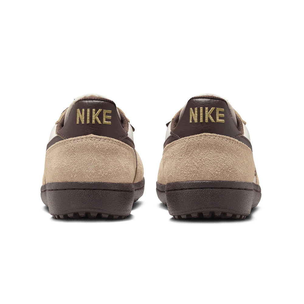 Field General 82 London