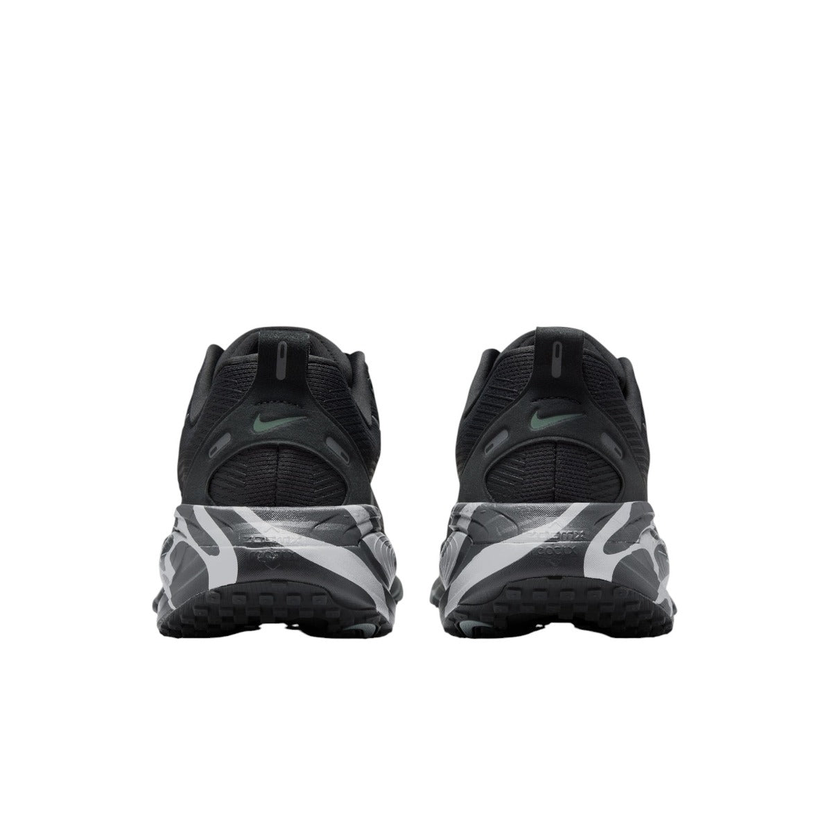 Vomero 18 Anthracite Reflect Siler