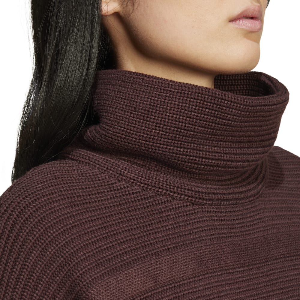 Over ize Turtleneck  weat Brown