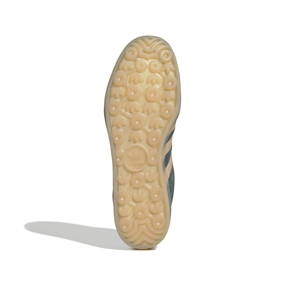 Gazelle Indoor Shadow Green Warm Sandstone