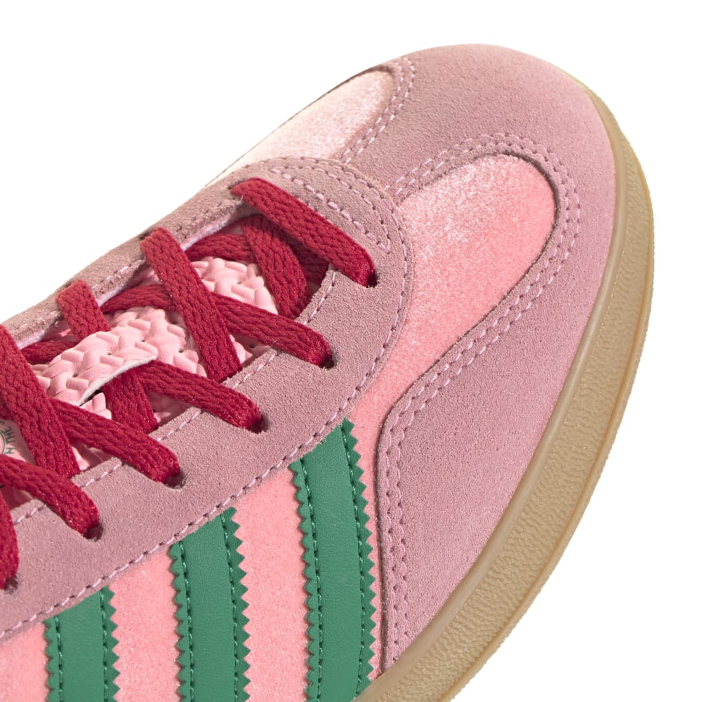 Gazelle Indoor Pink Velvet