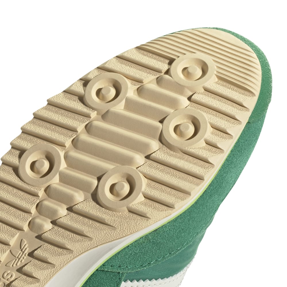 Sl 72 Og Court Green