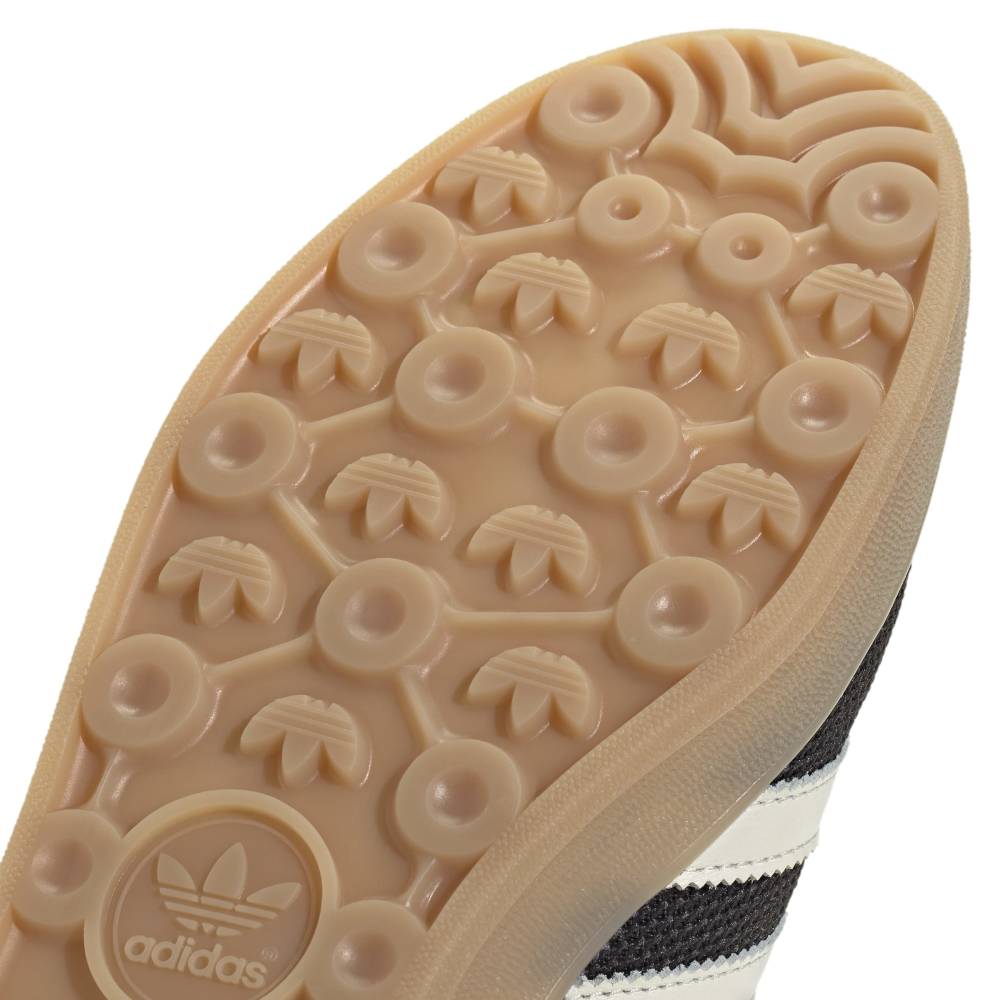 Gazelle Indoor Pro Black White