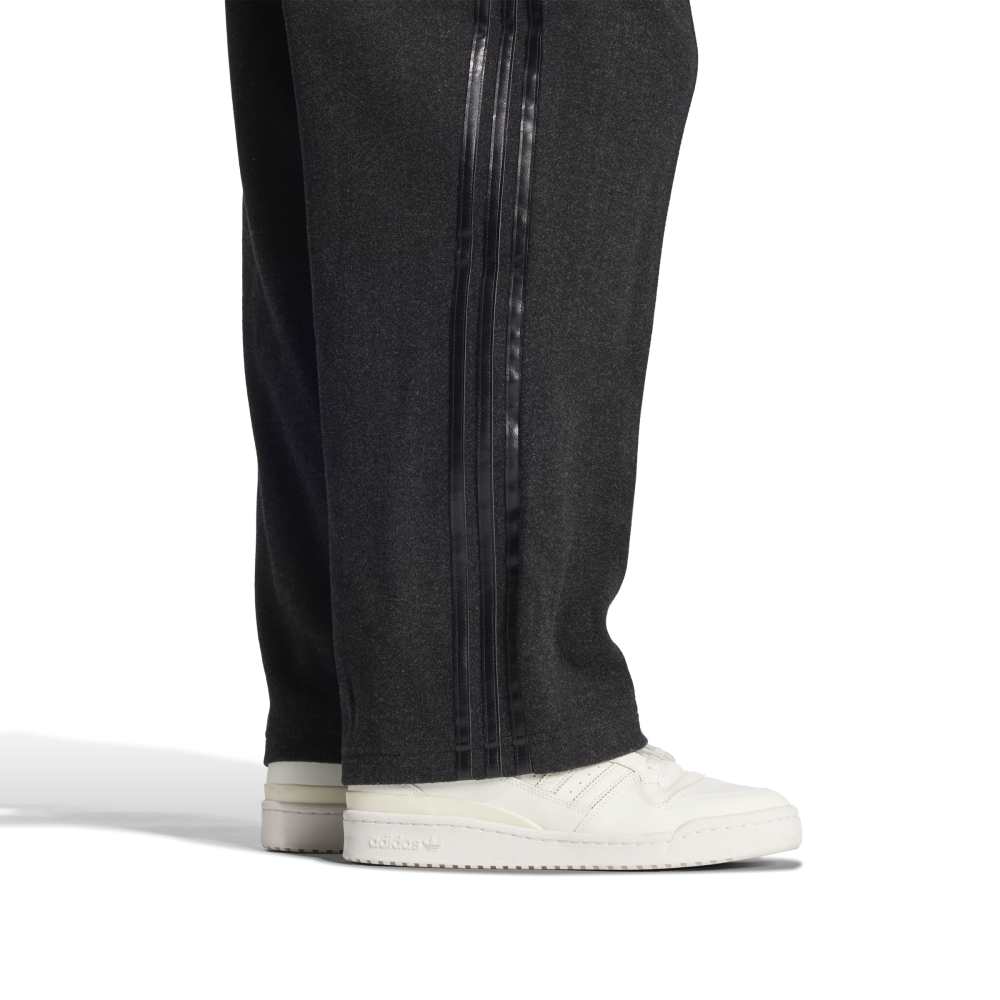 Woo  Track Pant B ack