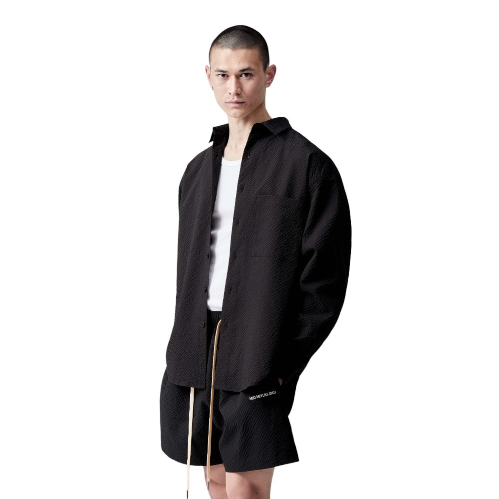 eer ucker Dre    hirt Black